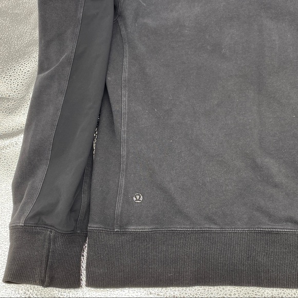 LULULEMON BLACK LIGHTWEIGHT YOGA RUNNING ZIPPER JACKET HOODIE LADIES MEDIUM - Picture 3 of 3